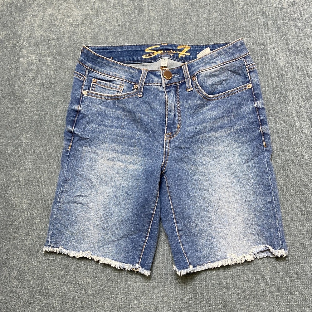 Seven7 Sunset Bermuda Shorts Womens 6 Blue Denim Cotton Medium Wash Frayed Hem